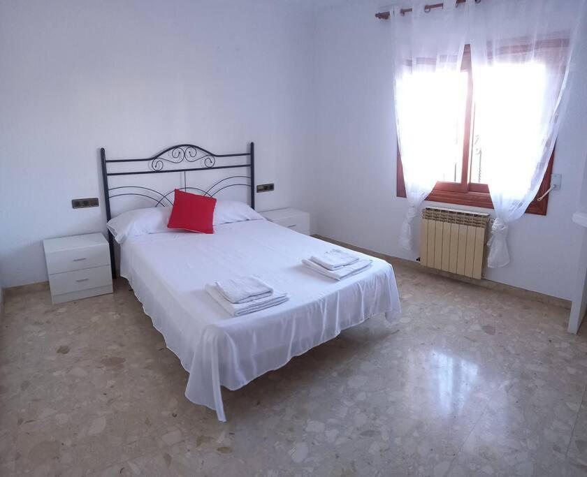 Casa Con Piscina Privada Villa บินารอส ภายนอก รูปภาพ