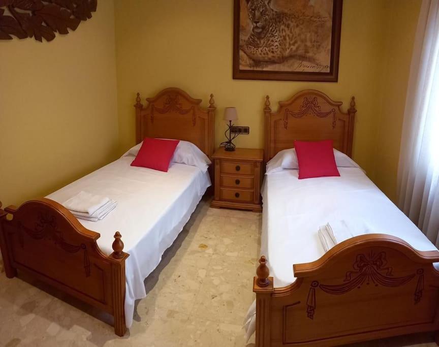 Casa Con Piscina Privada Villa บินารอส ภายนอก รูปภาพ