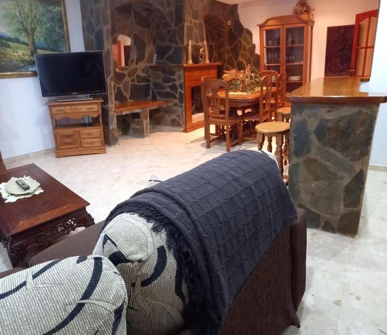 Casa Con Piscina Privada Villa บินารอส ภายนอก รูปภาพ
